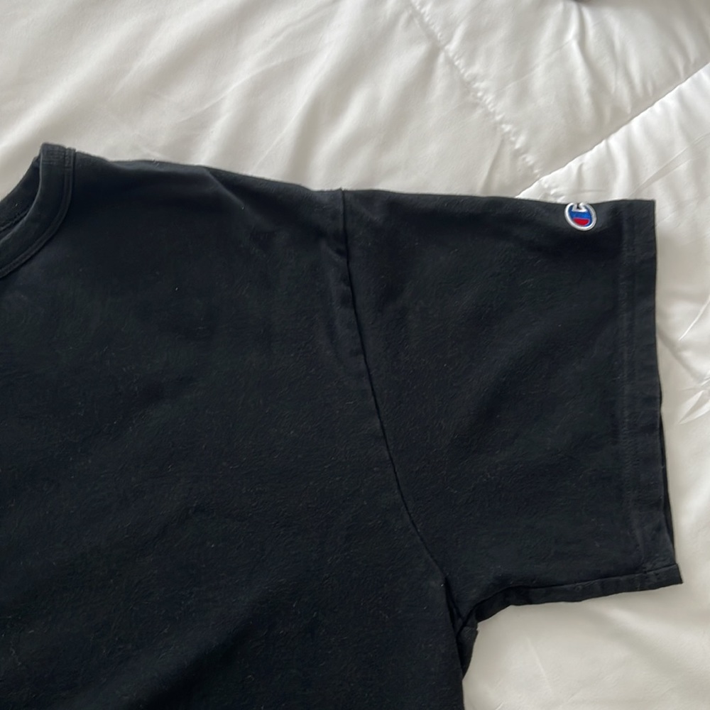 CHAMPION black cropped Tshirt - Picture 2 of 4